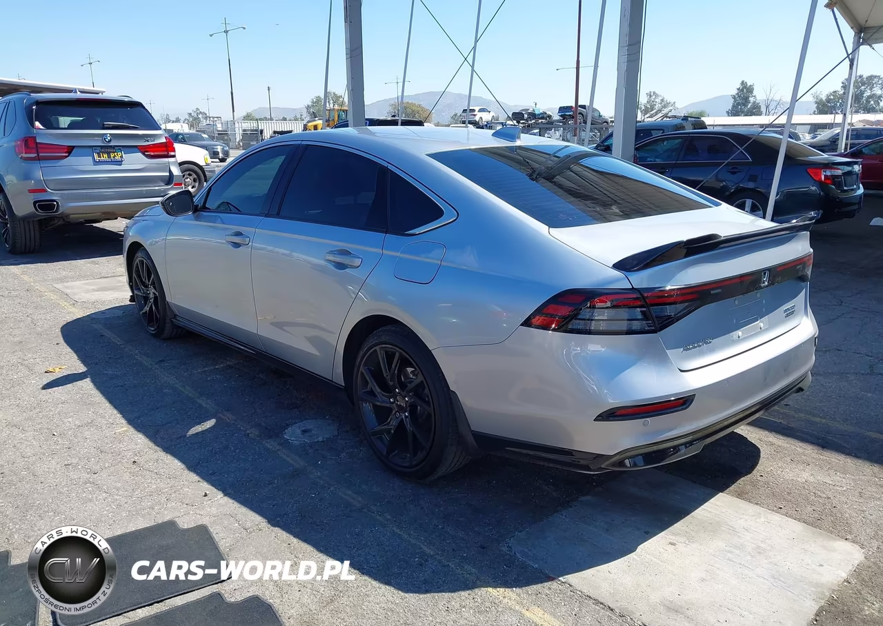 2025 Honda Accord Hybrid Touring VIN:1HGCY2F89SA058900 - 3