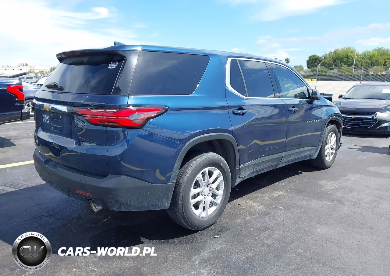 2023 Chevrolet Traverse Fwd Ls VIN:1GNERFKWXPJ226767 - 4