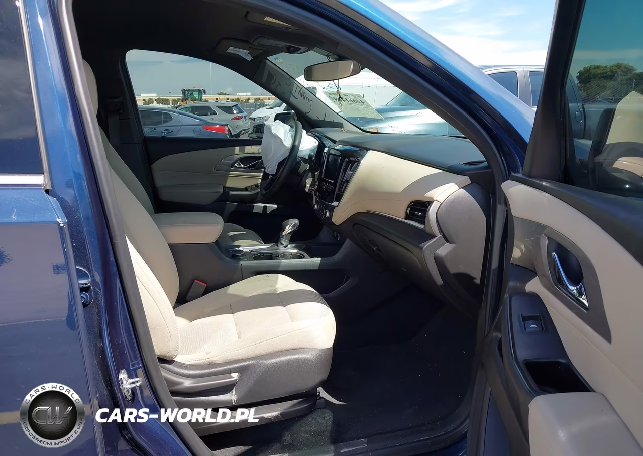 2023 Chevrolet Traverse Fwd Ls VIN:1GNERFKWXPJ226767 - 5