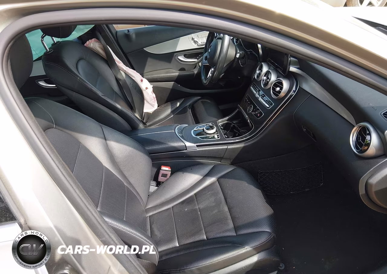 2019 Mercedes-Benz C 300 4Matic VIN:55SWF8EB5KU320435 - 5