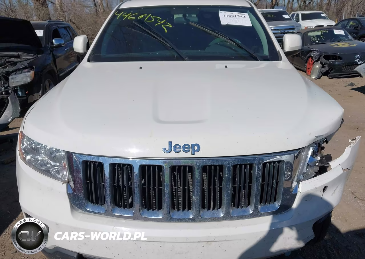 2011 Jeep Grand Cherokee Laredo VIN:1J4RR4GG6BC575402 - 12