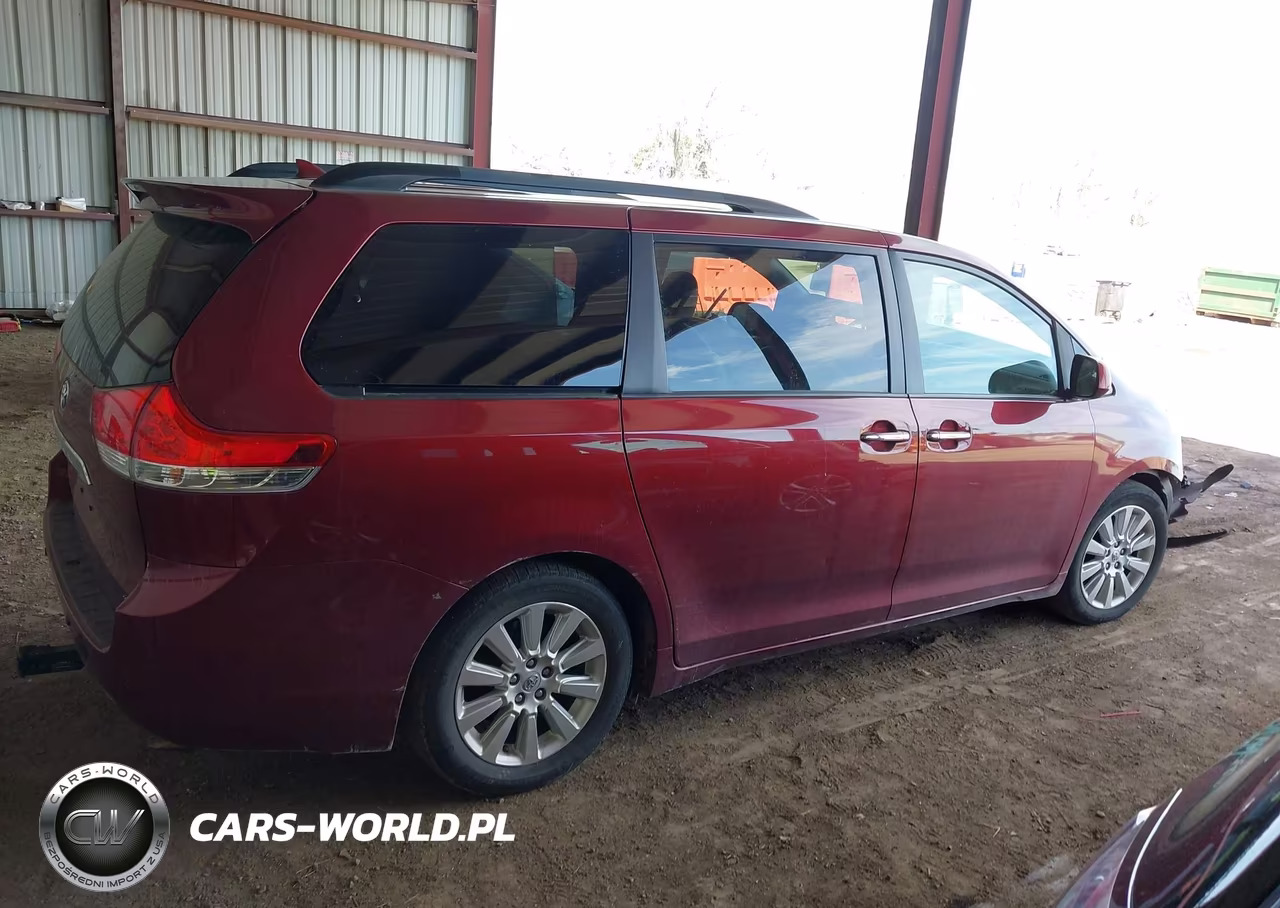 2011 Toyota Sienna Limited V6 VIN:5TDYK3DC1BS055219 - 13