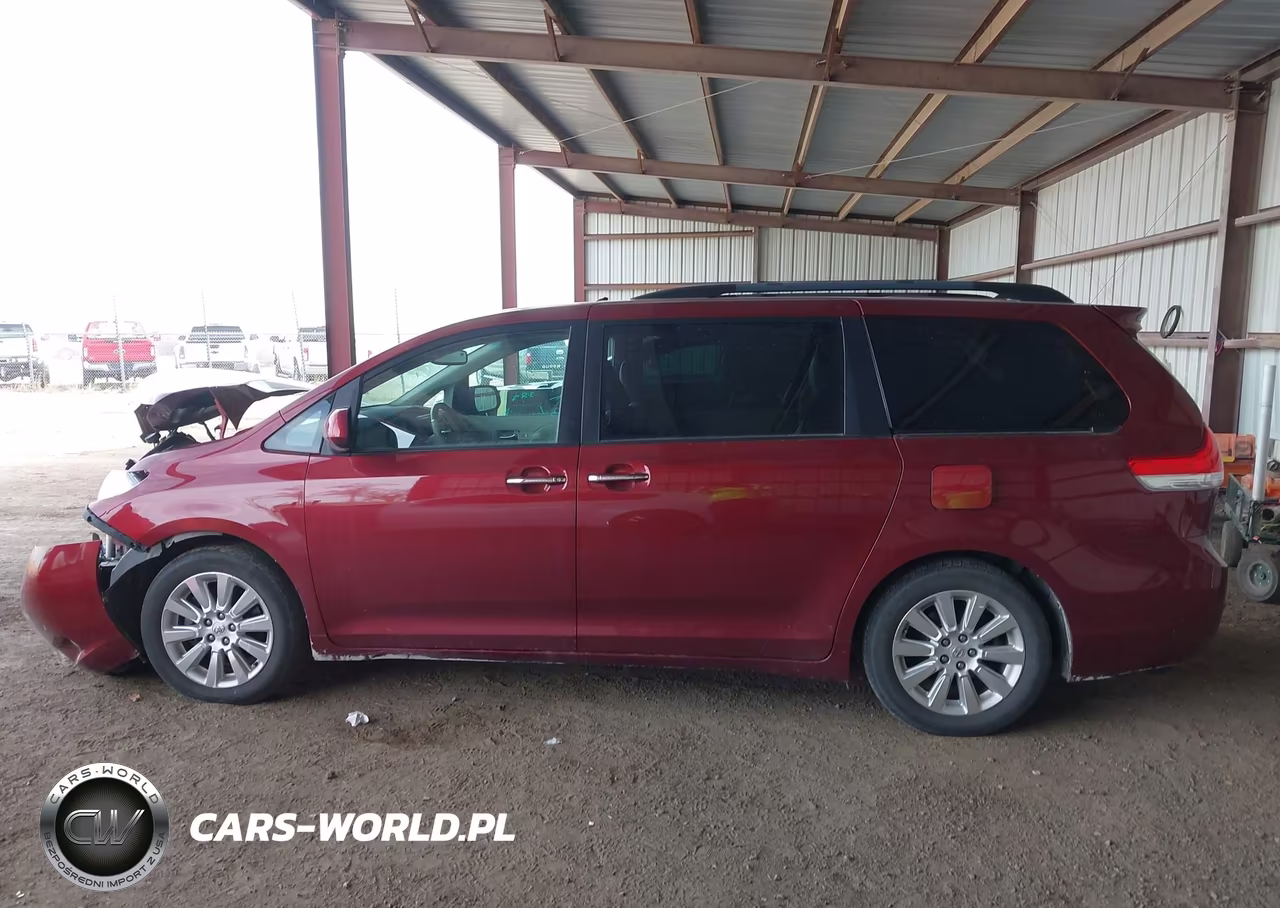 2011 Toyota Sienna Limited V6 VIN:5TDYK3DC1BS055219 - 14