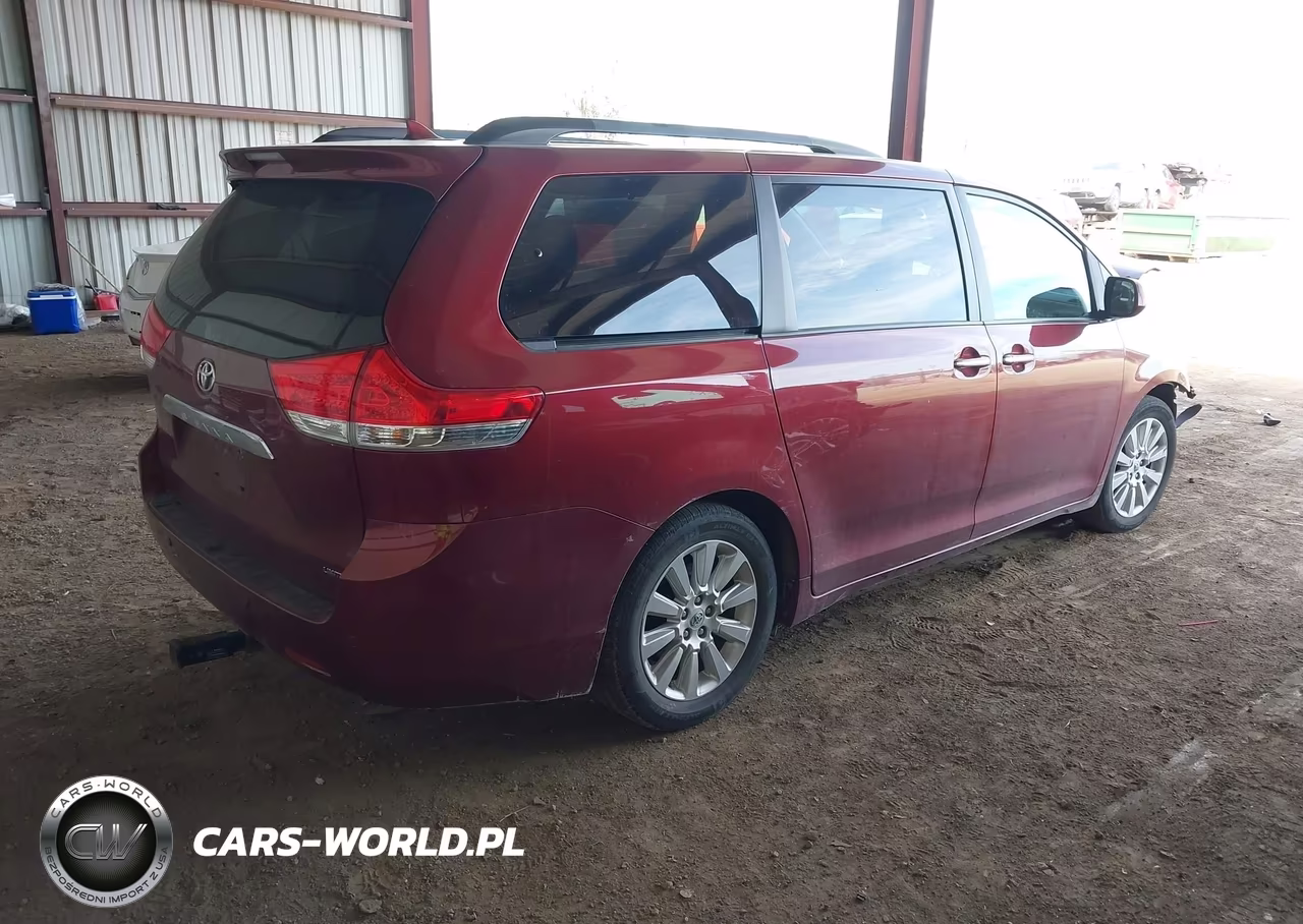 2011 Toyota Sienna Limited V6 VIN:5TDYK3DC1BS055219 - 4
