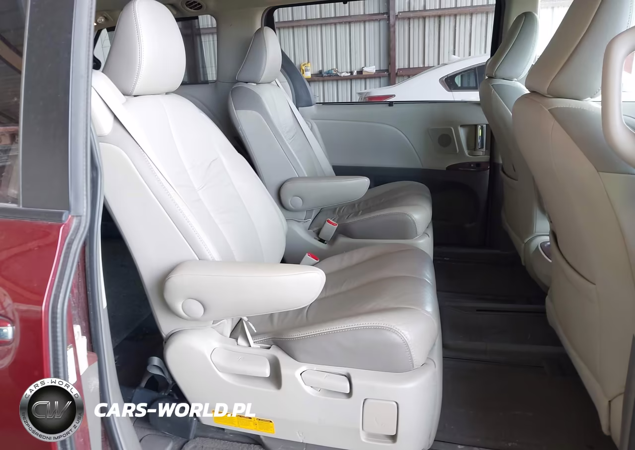 2011 Toyota Sienna Limited V6 VIN:5TDYK3DC1BS055219 - 8
