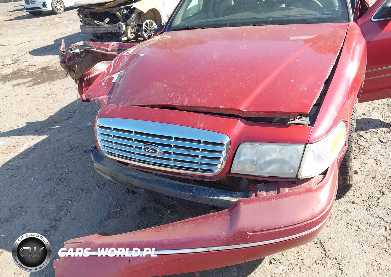 2000 Ford Crown Victoria VIN:2FAFP73W2YX105897 - 16