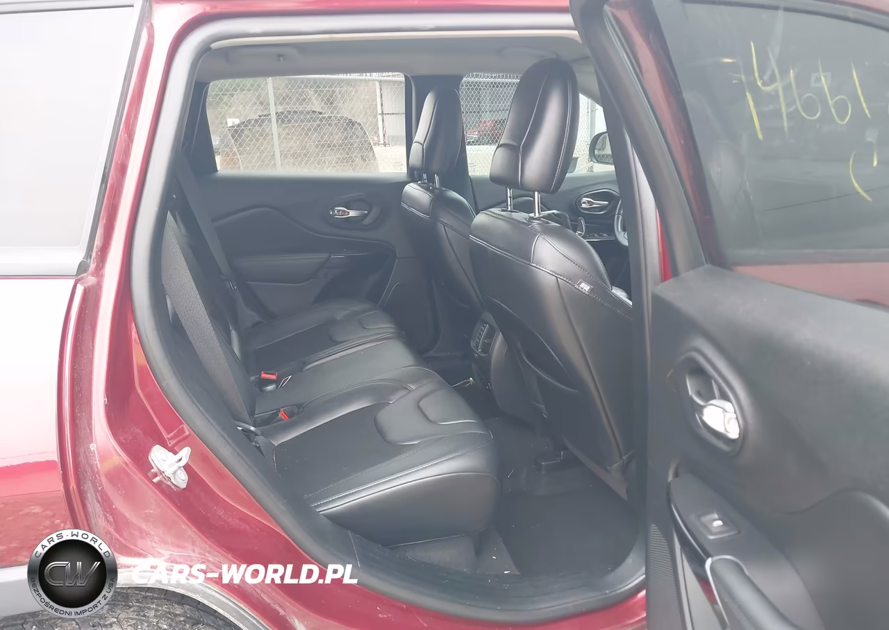 2020 Jeep Cherokee Altitude 4X4 VIN:1C4PJMLB6LD628013 - 8