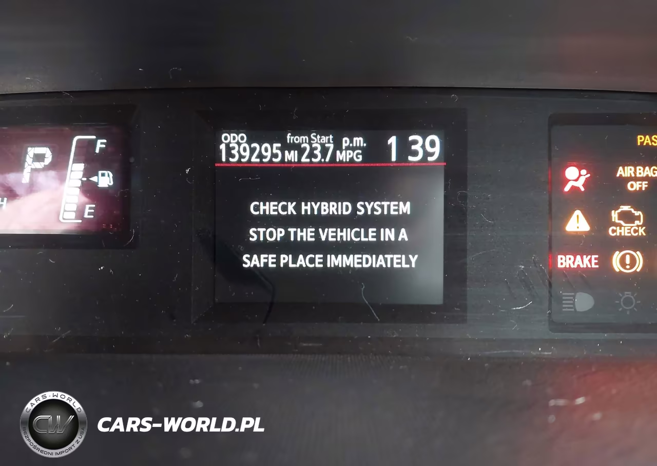 2015 Toyota Prius C Two VIN:JTDKDTB39F1107699 - 15