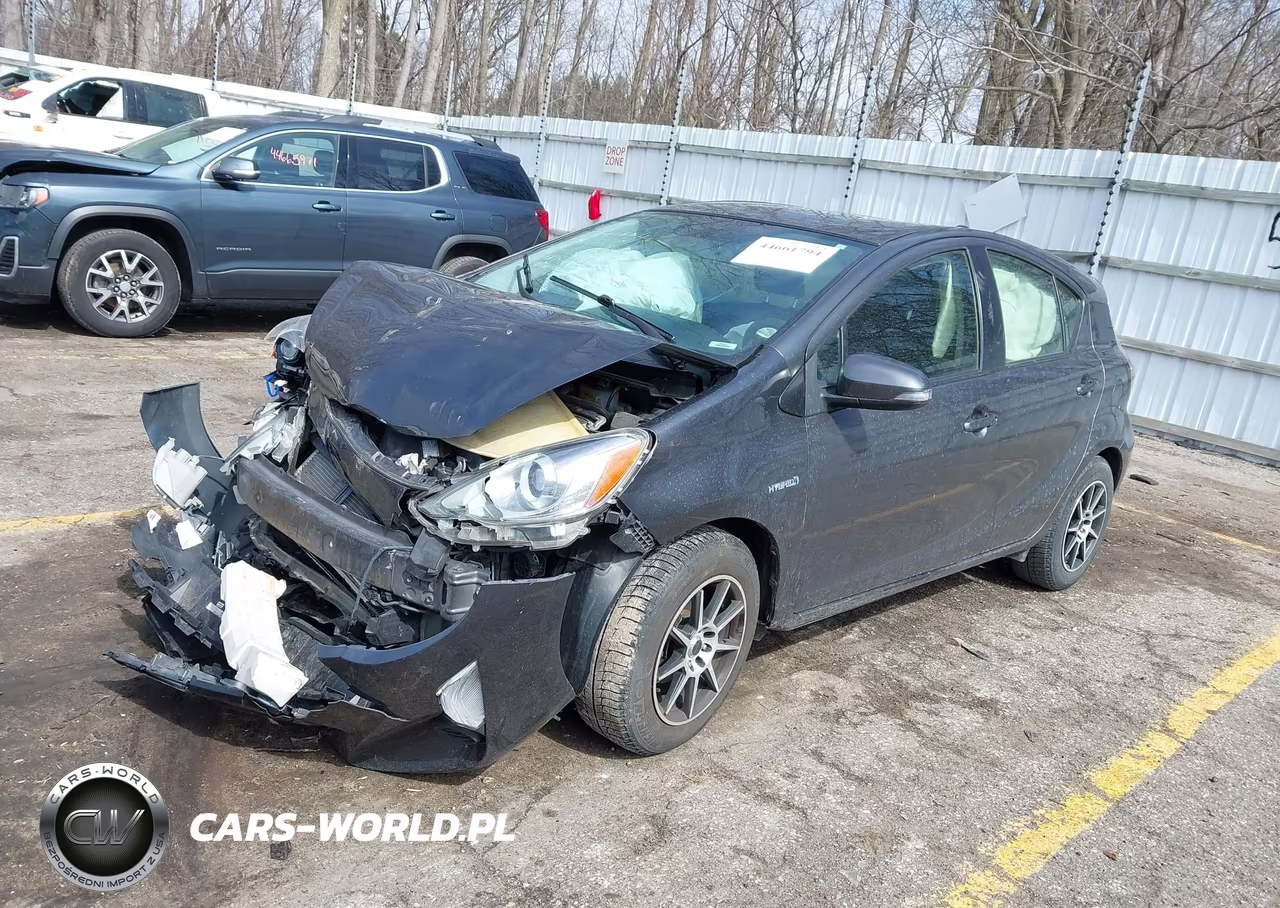 2015 Toyota Prius C Two VIN:JTDKDTB39F1107699 - 2
