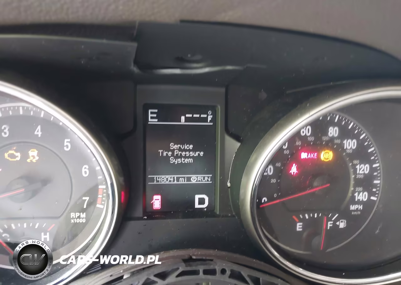 2012 Jeep Grand Cherokee Laredo VIN:1C4RJEAG3CC259517 - 7