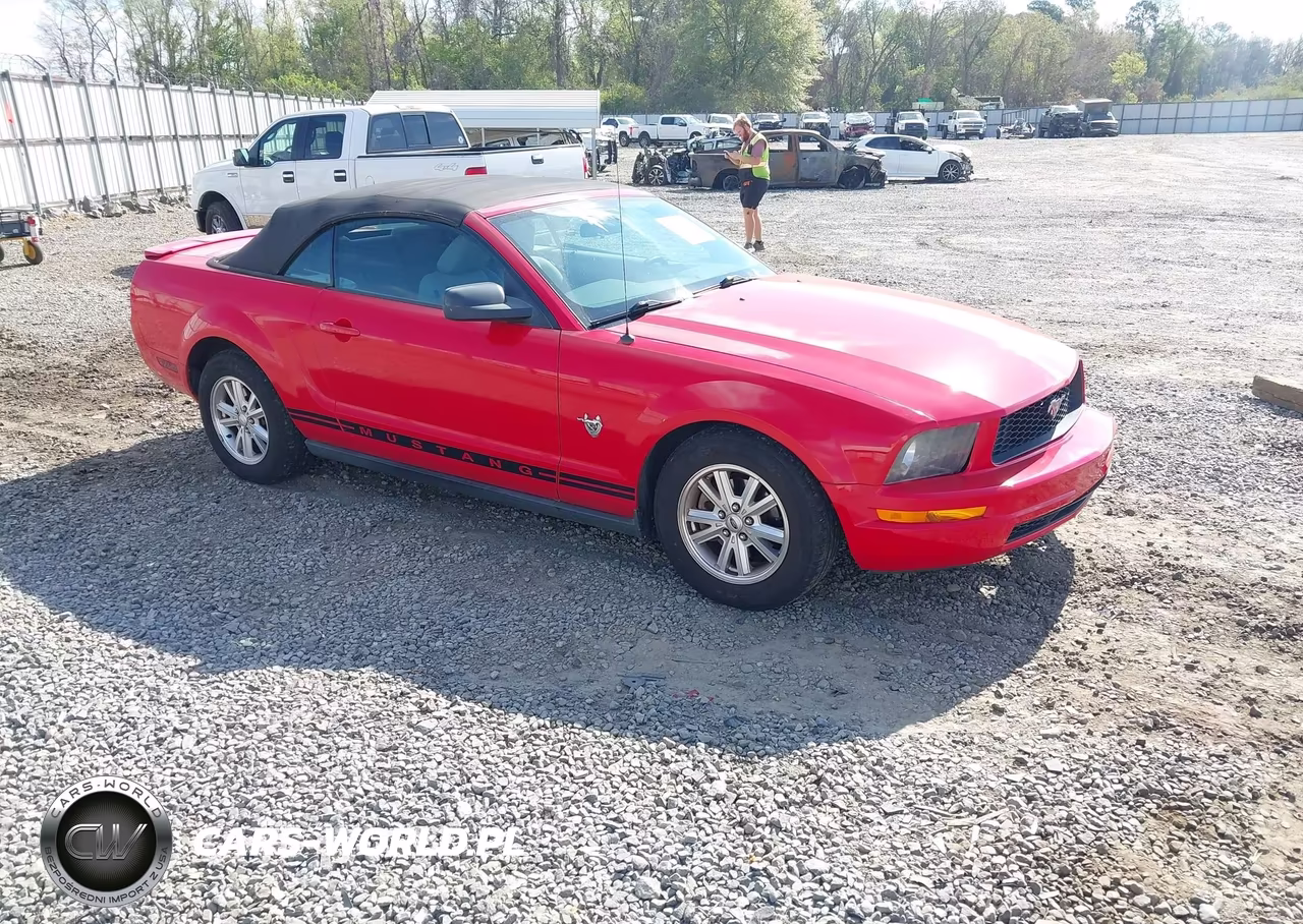 2009 Ford Mustang V6-V6 Premium
