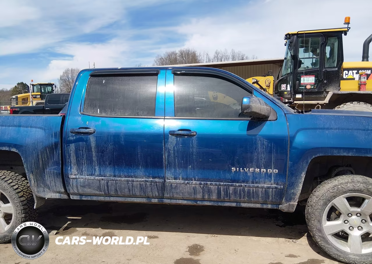 2018 Chevrolet Silverado 1500 2Lt VIN:3GCUKREC3JG434350 - 14