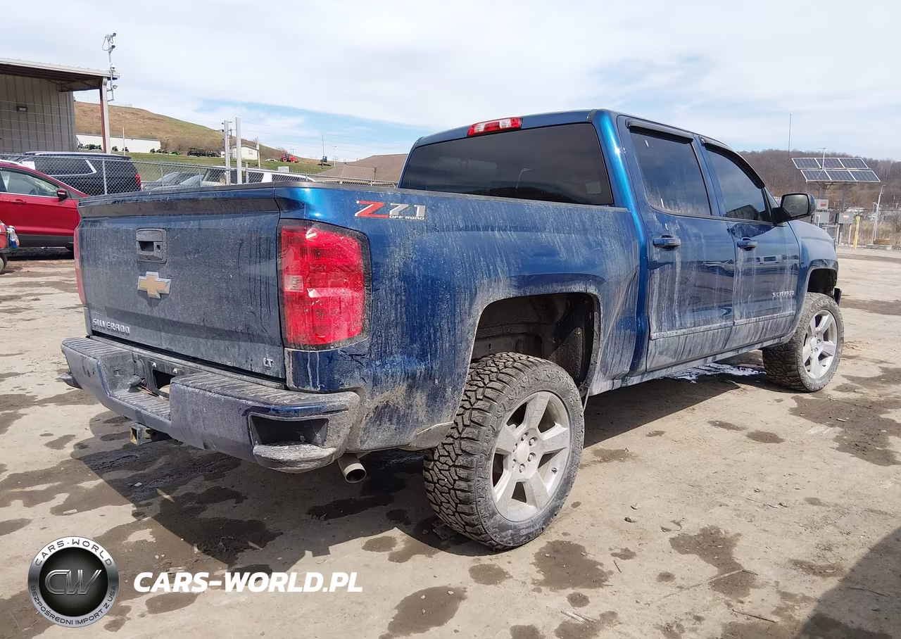 2018 Chevrolet Silverado 1500 2Lt VIN:3GCUKREC3JG434350 - 4