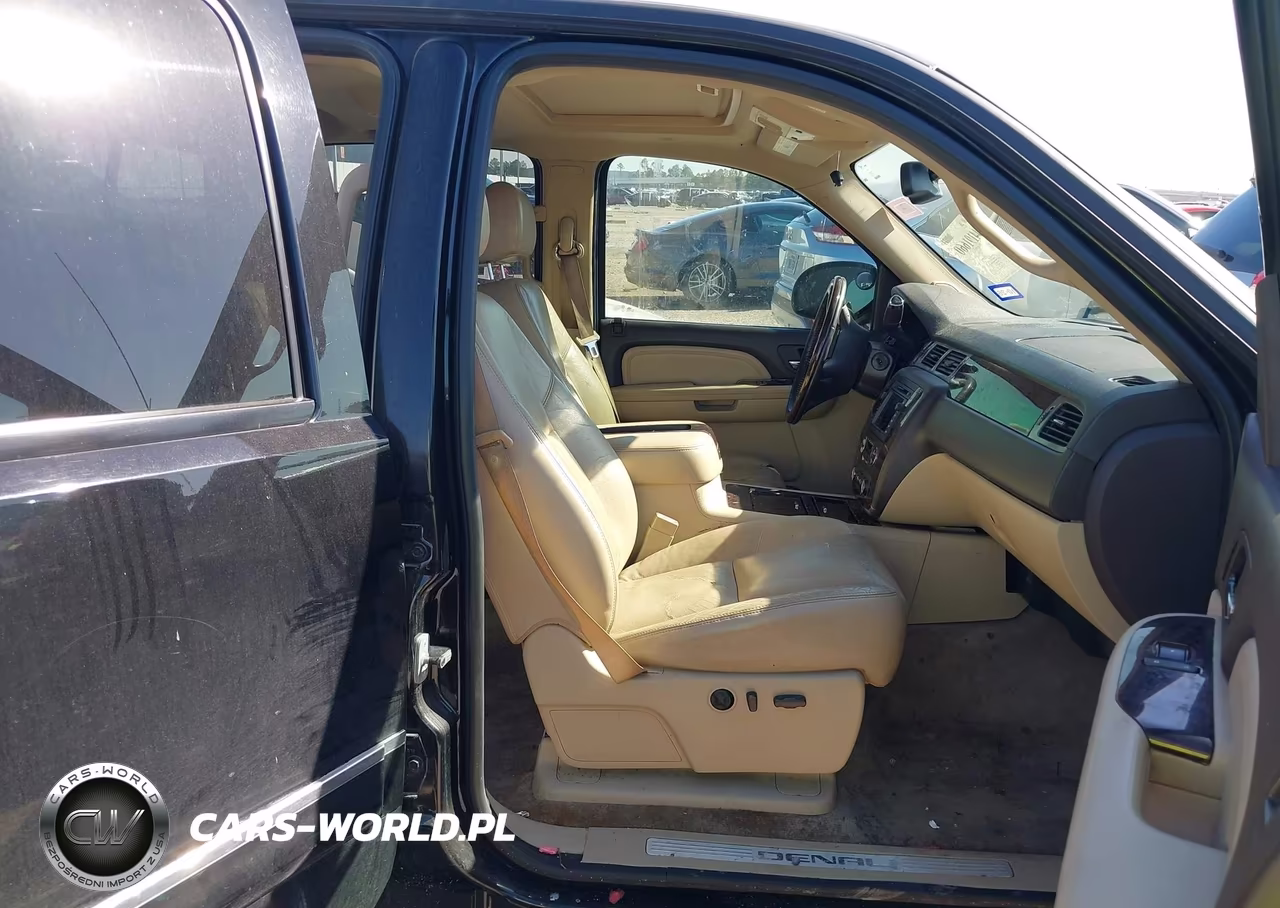 2009 GMC Sierra 1500 Denali VIN:3GTEC03259G279786 - 5