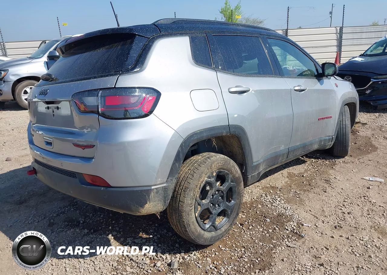 2023 Jeep Compass Trailhawk 4X4 VIN:3C4NJDDN9PT560984 - 4