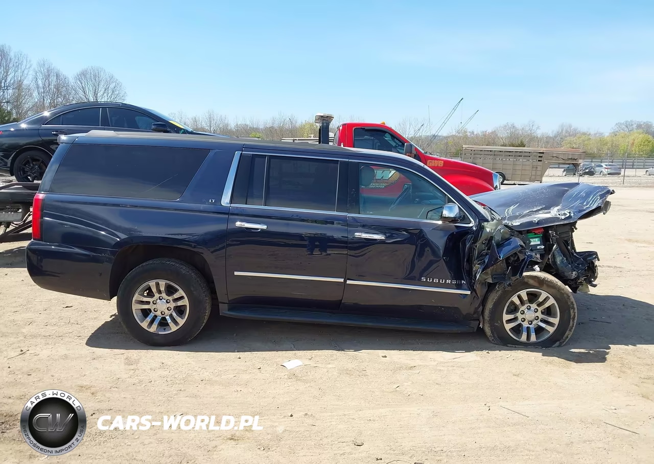 2018 Chevrolet Suburban Lt VIN:1GNSKHKCXJR144300 - 13