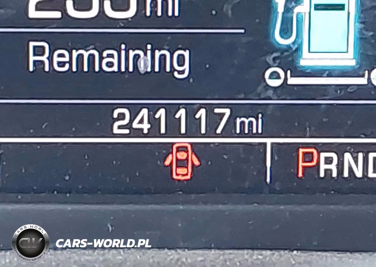 2018 Chevrolet Suburban Lt VIN:1GNSKHKCXJR144300 - 15