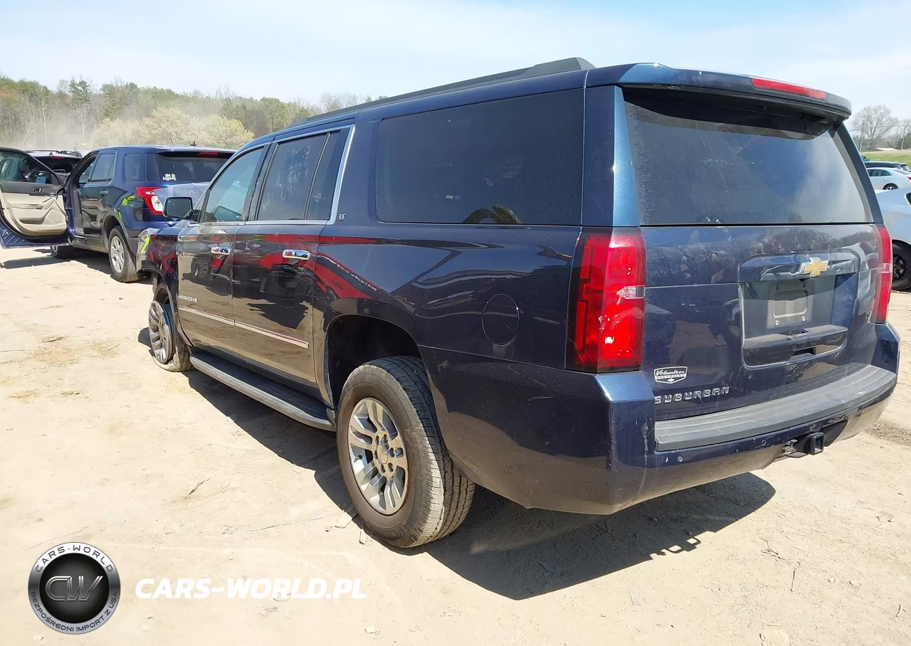 2018 Chevrolet Suburban Lt VIN:1GNSKHKCXJR144300 - 3