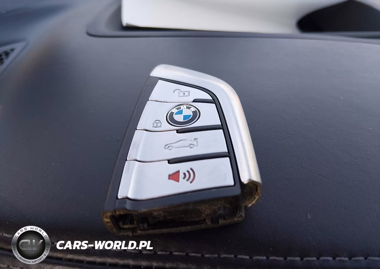 2017 BMW 740I VIN:WBA7E2C51HG739994 - 11