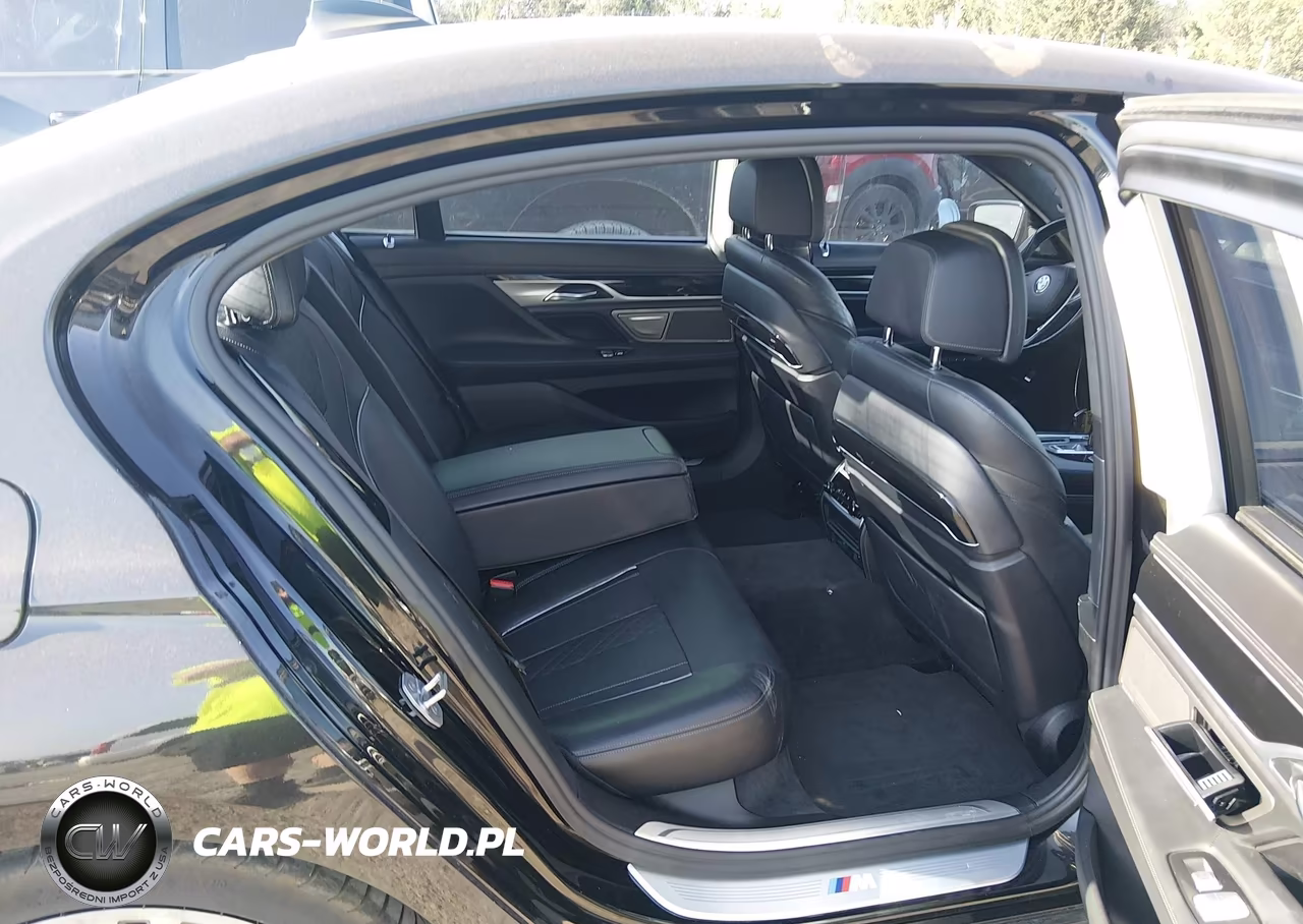 2017 BMW 740I VIN:WBA7E2C51HG739994 - 8
