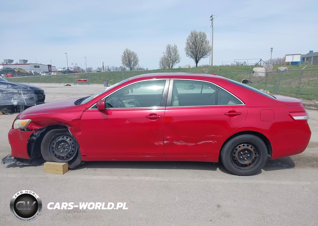 2011 Toyota Camry Le VIN:4T1BF3EK1BU622245 - 14