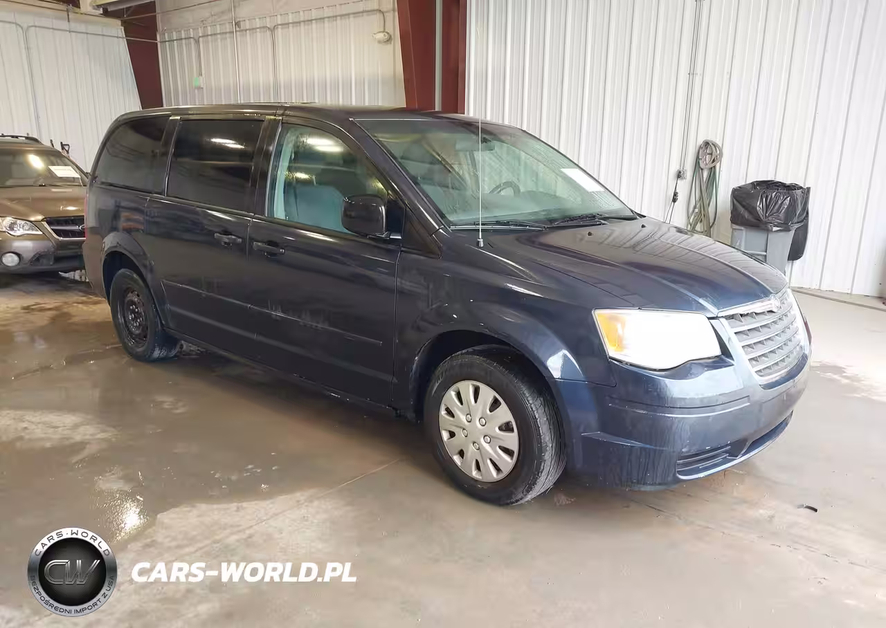 2008 Chrysler Town & Country Lx