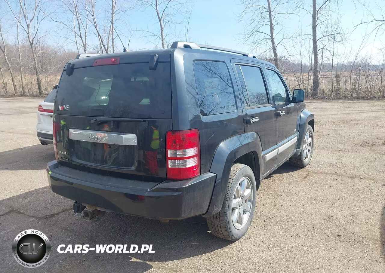 2012 Jeep Liberty Sport VIN:1C4PJMAK3CW199582 - 4