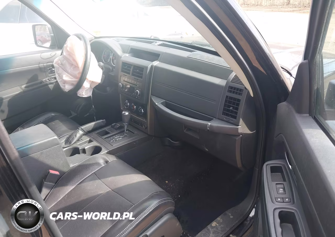 2012 Jeep Liberty Sport VIN:1C4PJMAK3CW199582 - 5