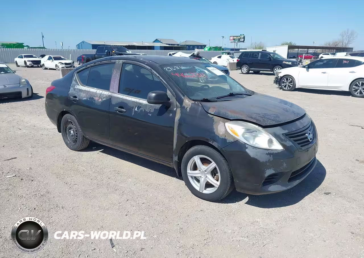 2012 Nissan Versa 1.6 S