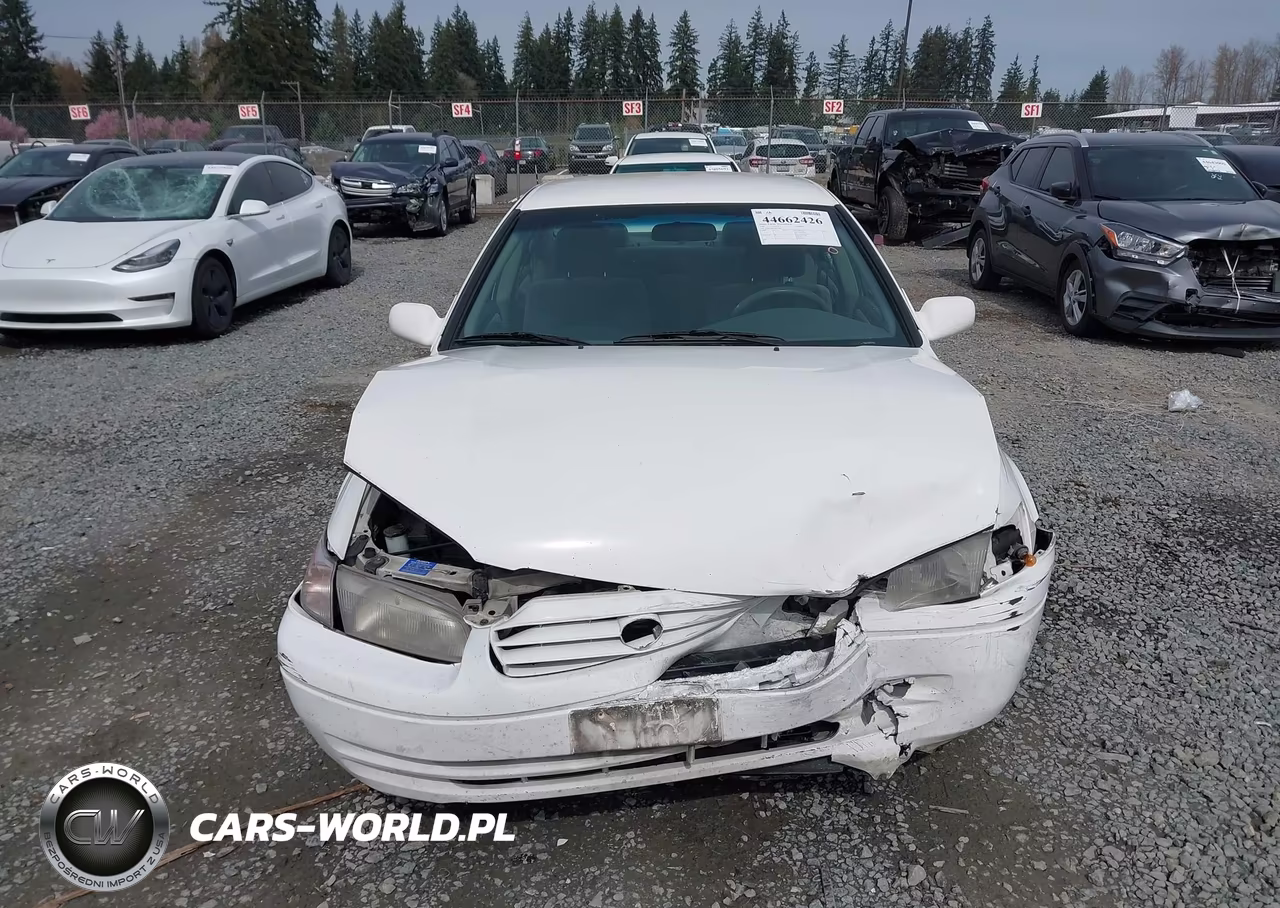 1999 Toyota Camry Le VIN:JT2BG22K9X0376990 - 12