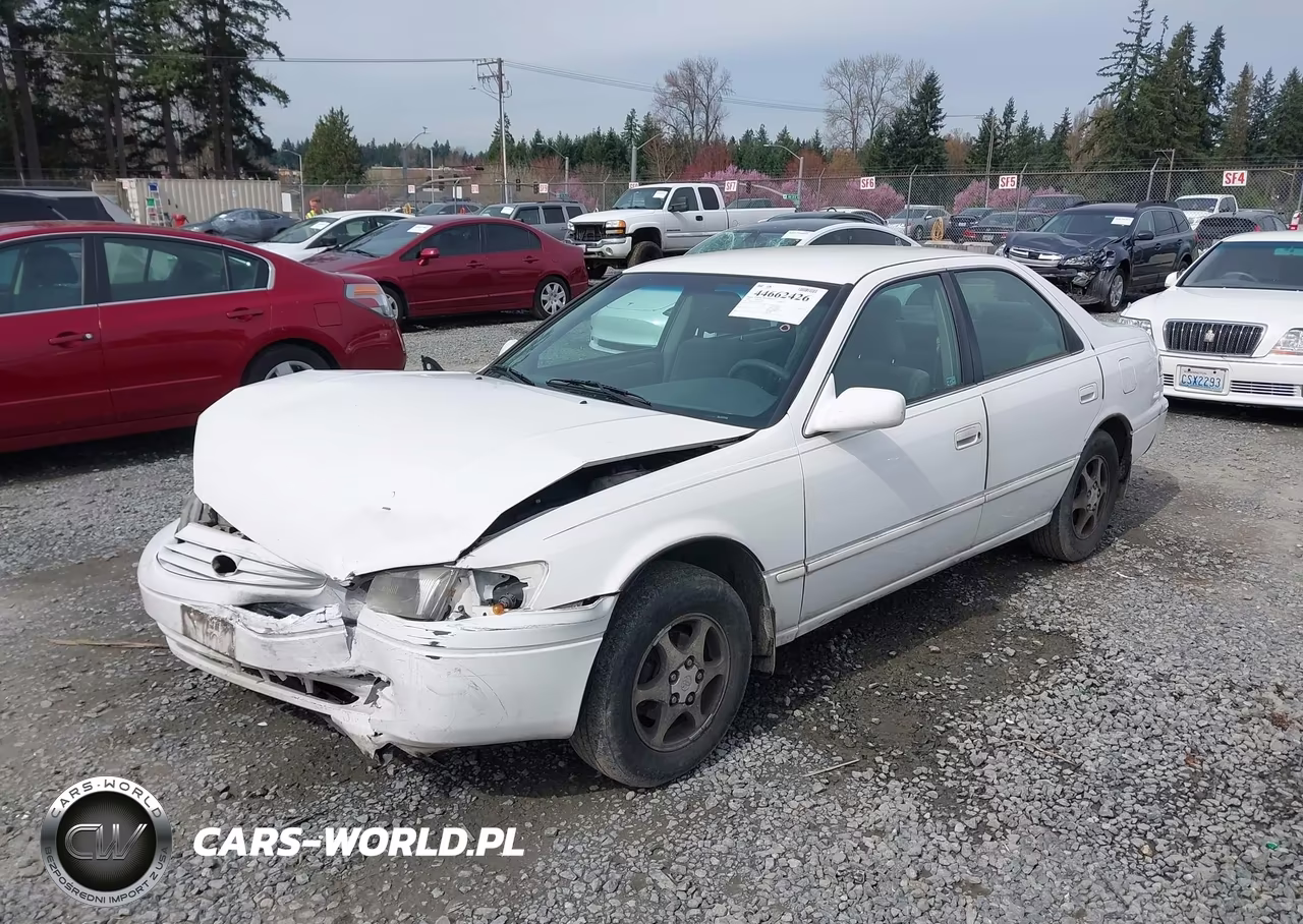 1999 Toyota Camry Le VIN:JT2BG22K9X0376990 - 2