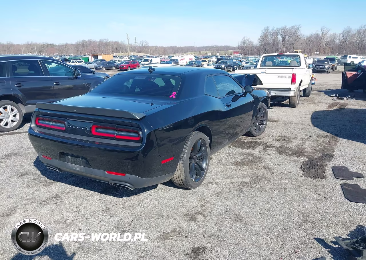 2016 Dodge Challenger R-T Plus VIN:2C3CDZBT2GH218237 - 4