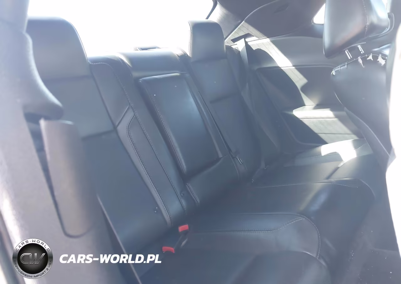 2016 Dodge Challenger R-T Plus VIN:2C3CDZBT2GH218237 - 8
