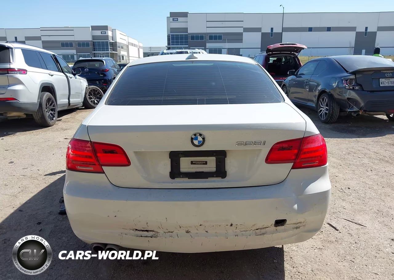2011 BMW 328I VIN:WBAKE5C59BE755018 - 15