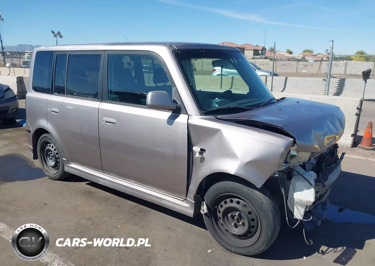 2004 Scion Xb