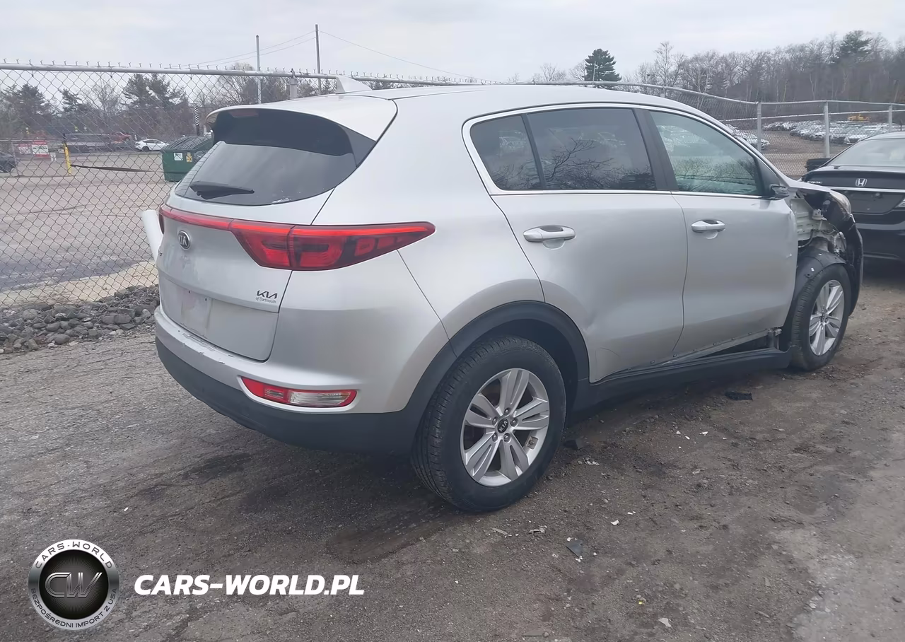 2017 Kia Sportage Lx VIN:KNDPMCAC6H7288705 - 4