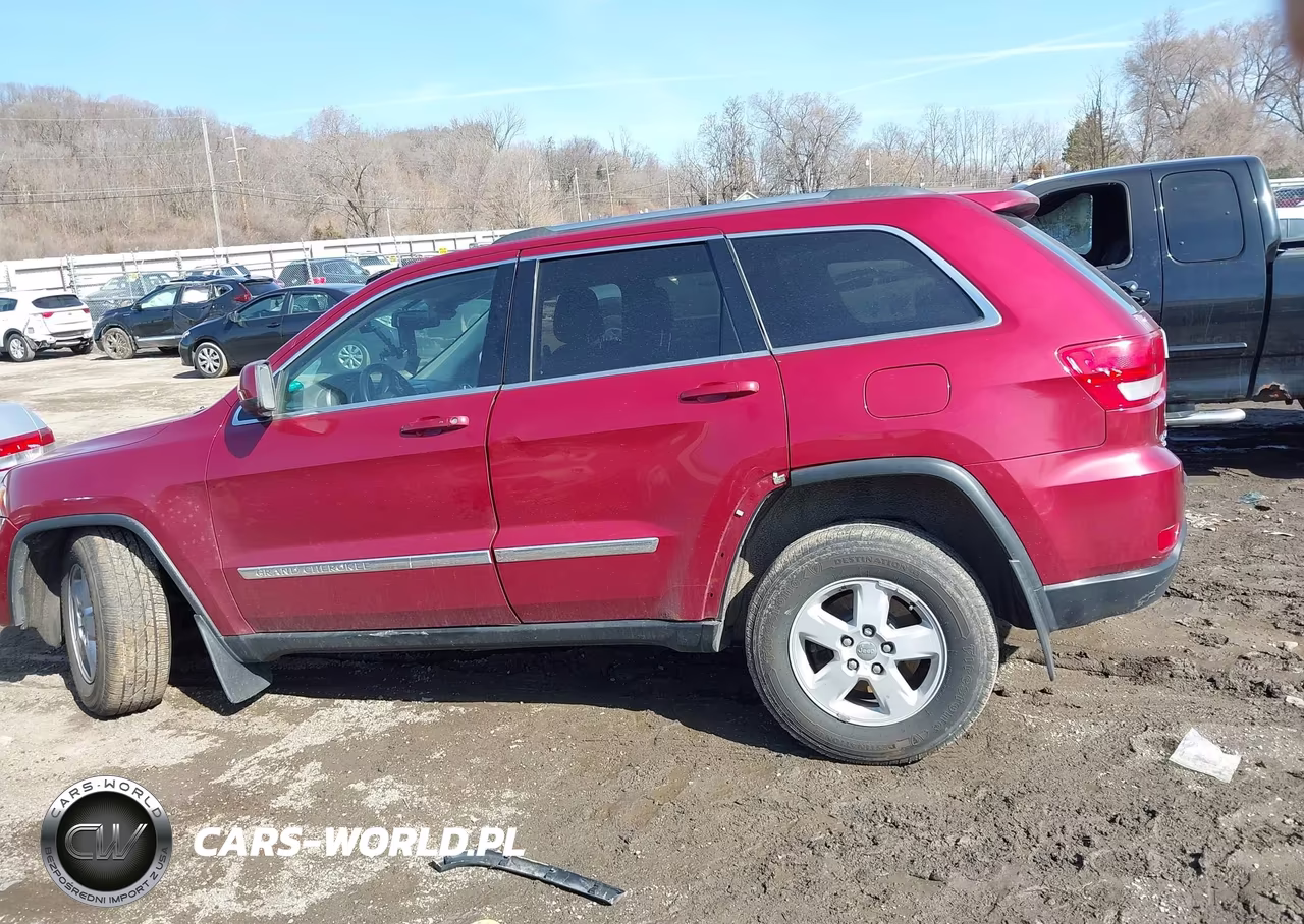 2013 Jeep Grand Cherokee Laredo VIN:1C4RJFAG5DC636257 - 14