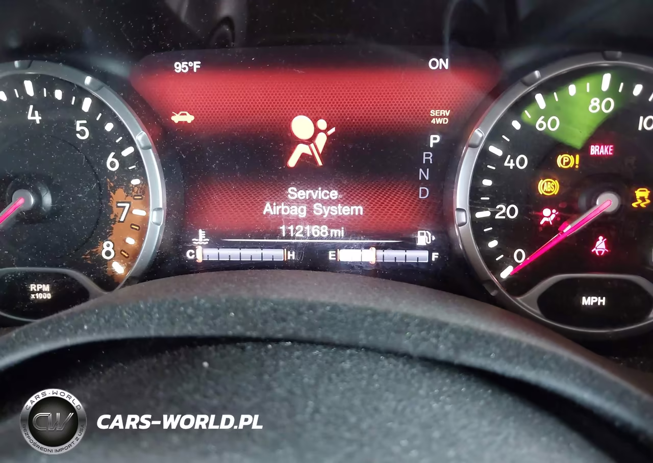 2015 Jeep Renegade Limited VIN:ZACCJBDTXFPB98244 - 15