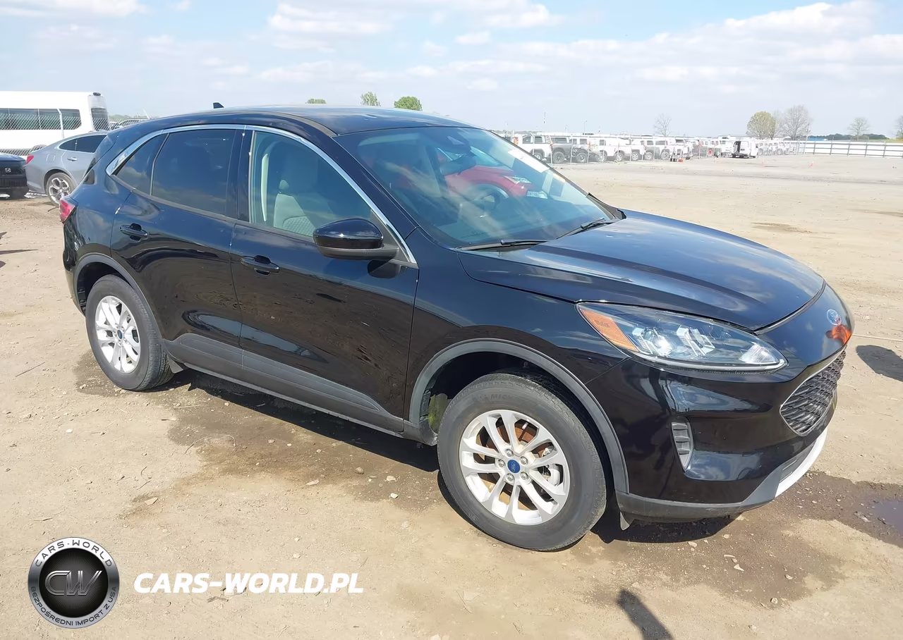 2020 Ford Escape Se