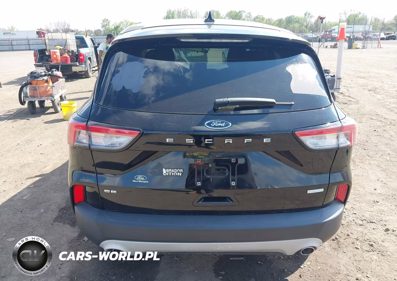 2020 Ford Escape Se VIN:1FMCU0G66LUA68551 - 17