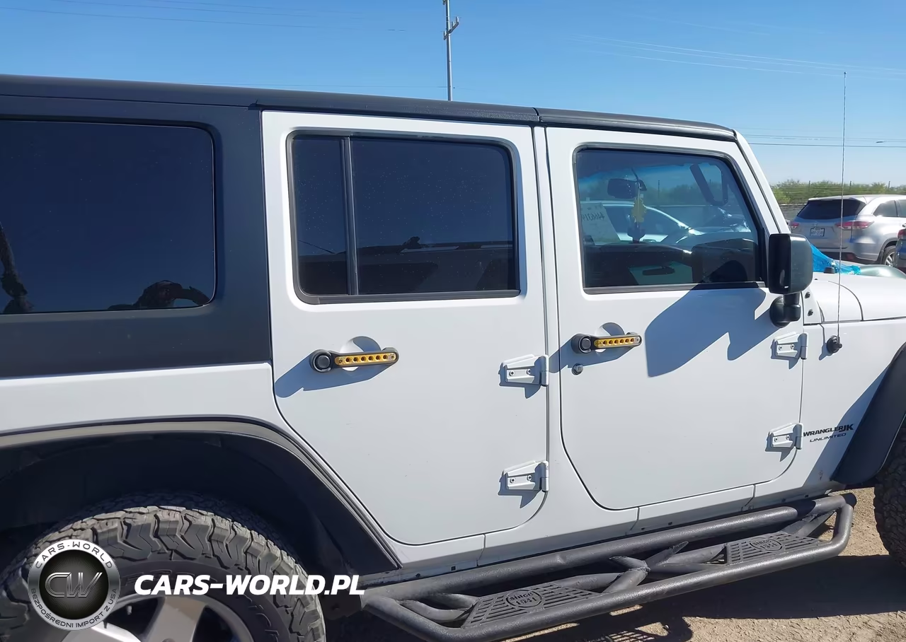 2018 Jeep Wrangler Jk Unlimited Sport S 4X4 VIN:1C4BJWDG1JL886944 - 13