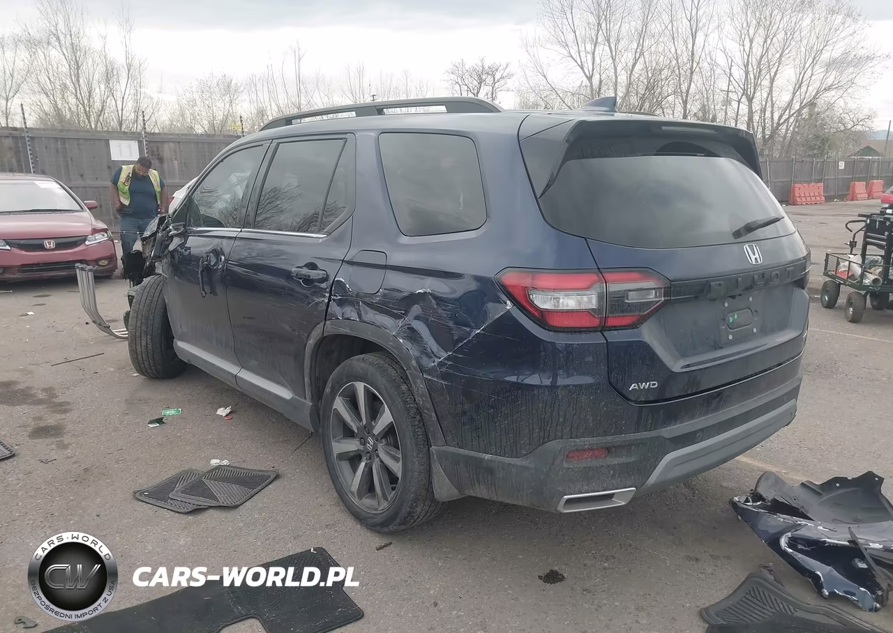 2024 Honda Pilot Touring VIN:5FNYG1H71RB029429 - 3