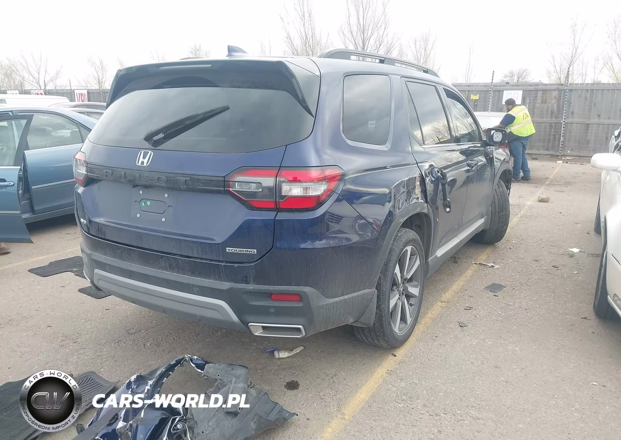 2024 Honda Pilot Touring VIN:5FNYG1H71RB029429 - 4