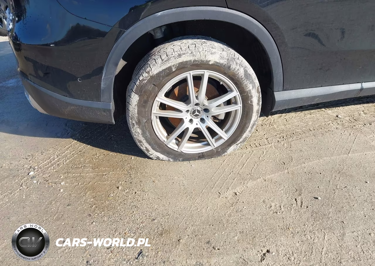 2023 Mercedes-Benz Glc 300 4Matic Suv VIN:W1NKM4HB1PU018058 - 17