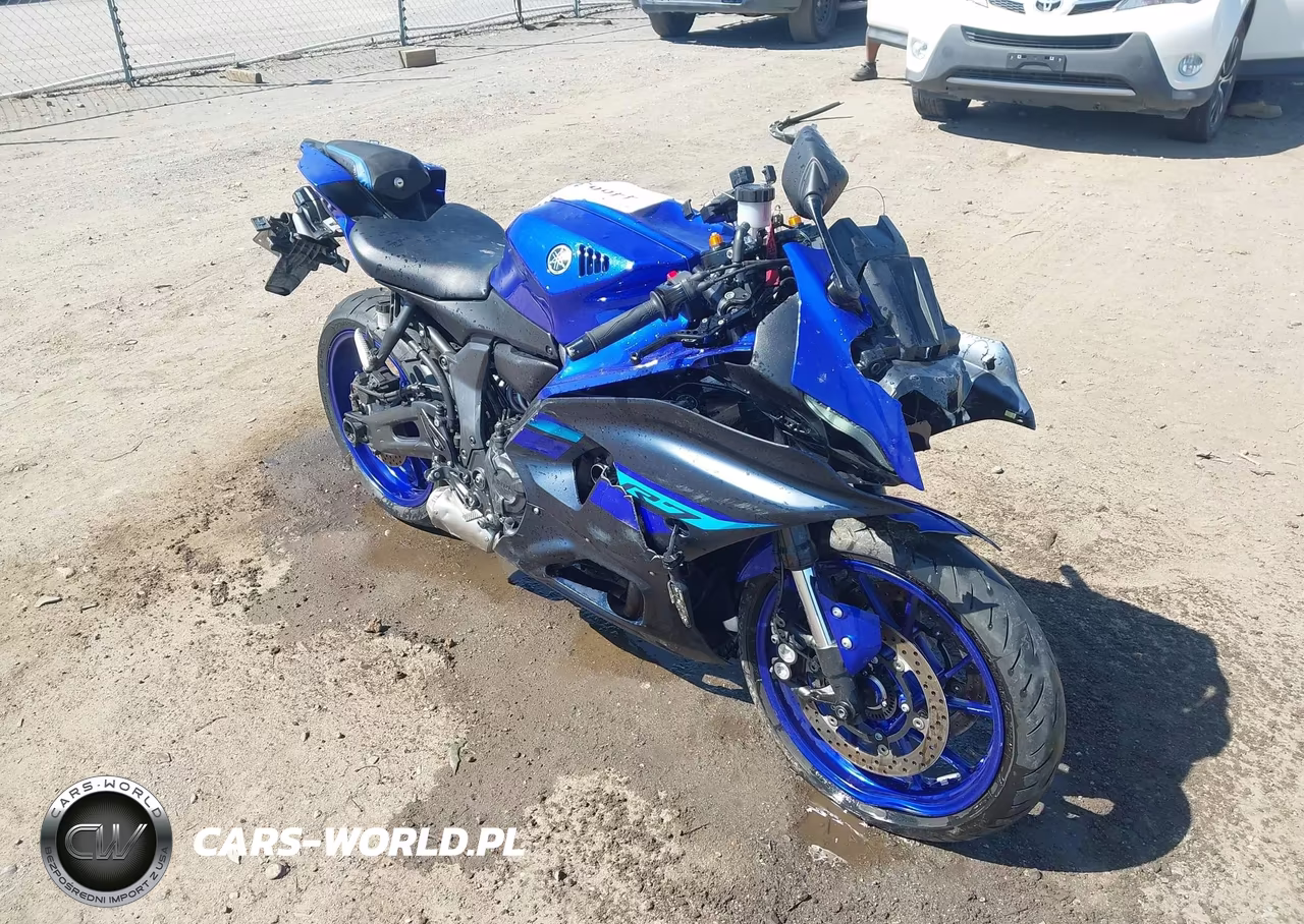 2024 Yamaha Yzfr7