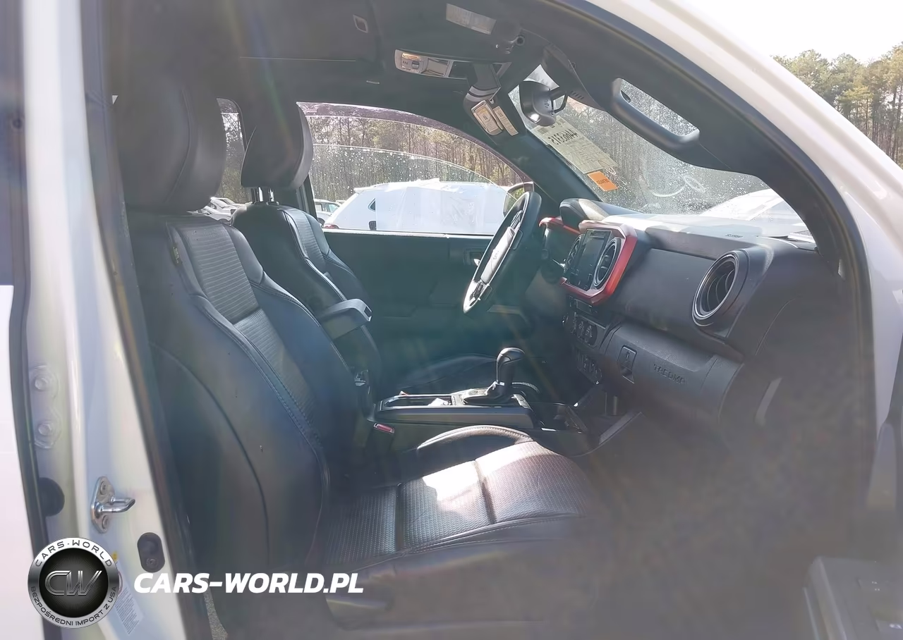 2019 Toyota Tacoma Trd Sport VIN:5TFAZ5CN1KX075444 - 5