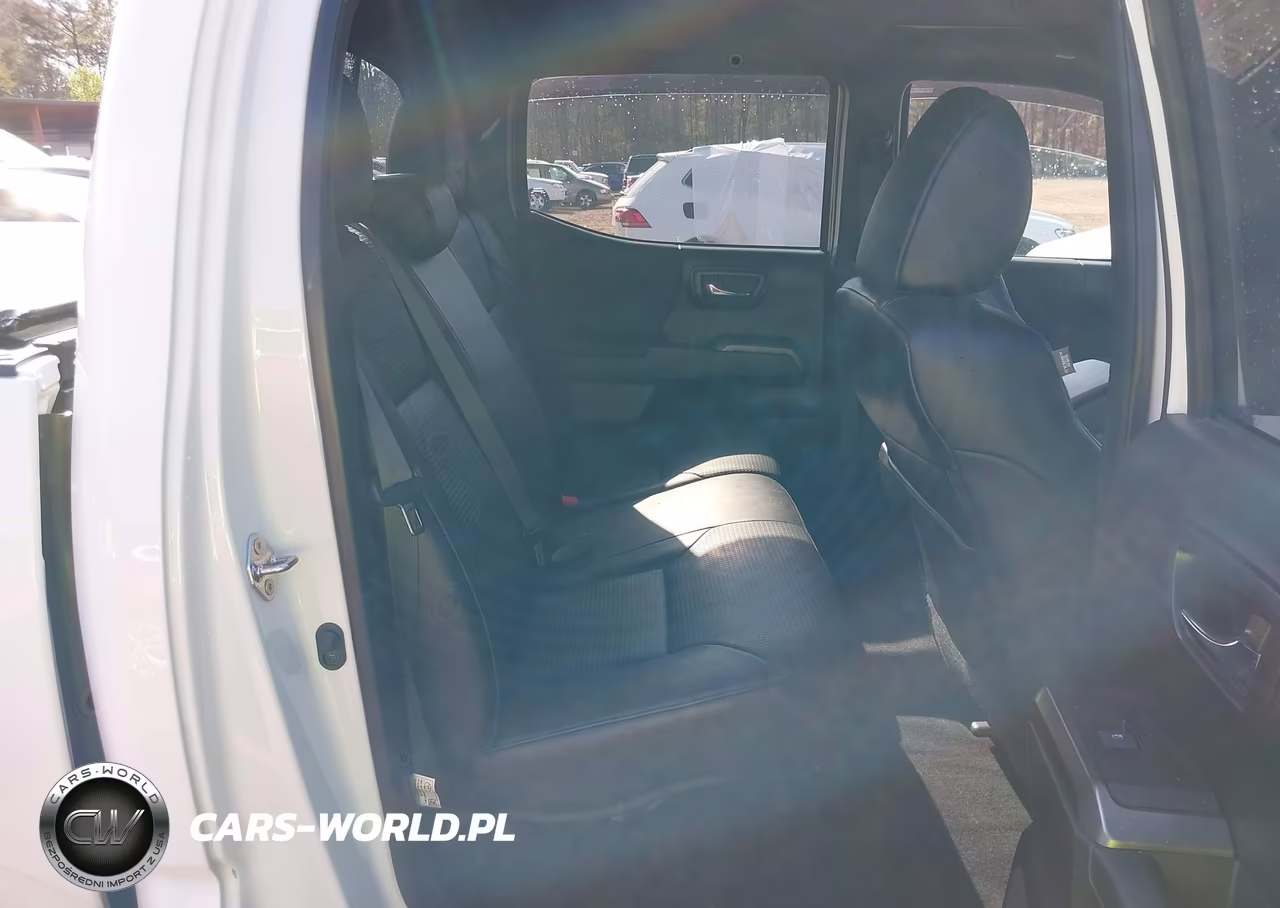2019 Toyota Tacoma Trd Sport VIN:5TFAZ5CN1KX075444 - 8
