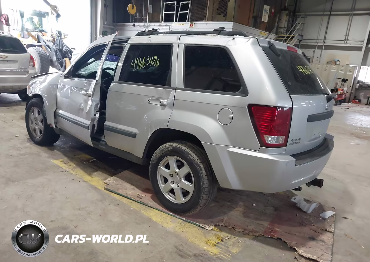 2008 Jeep Grand Cherokee Laredo VIN:1J8GR48K78C228369 - 3