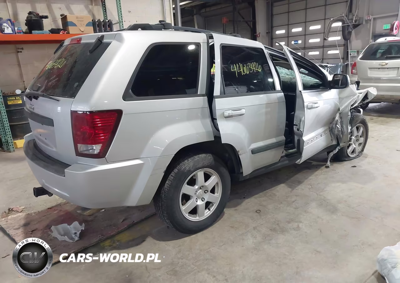 2008 Jeep Grand Cherokee Laredo VIN:1J8GR48K78C228369 - 4