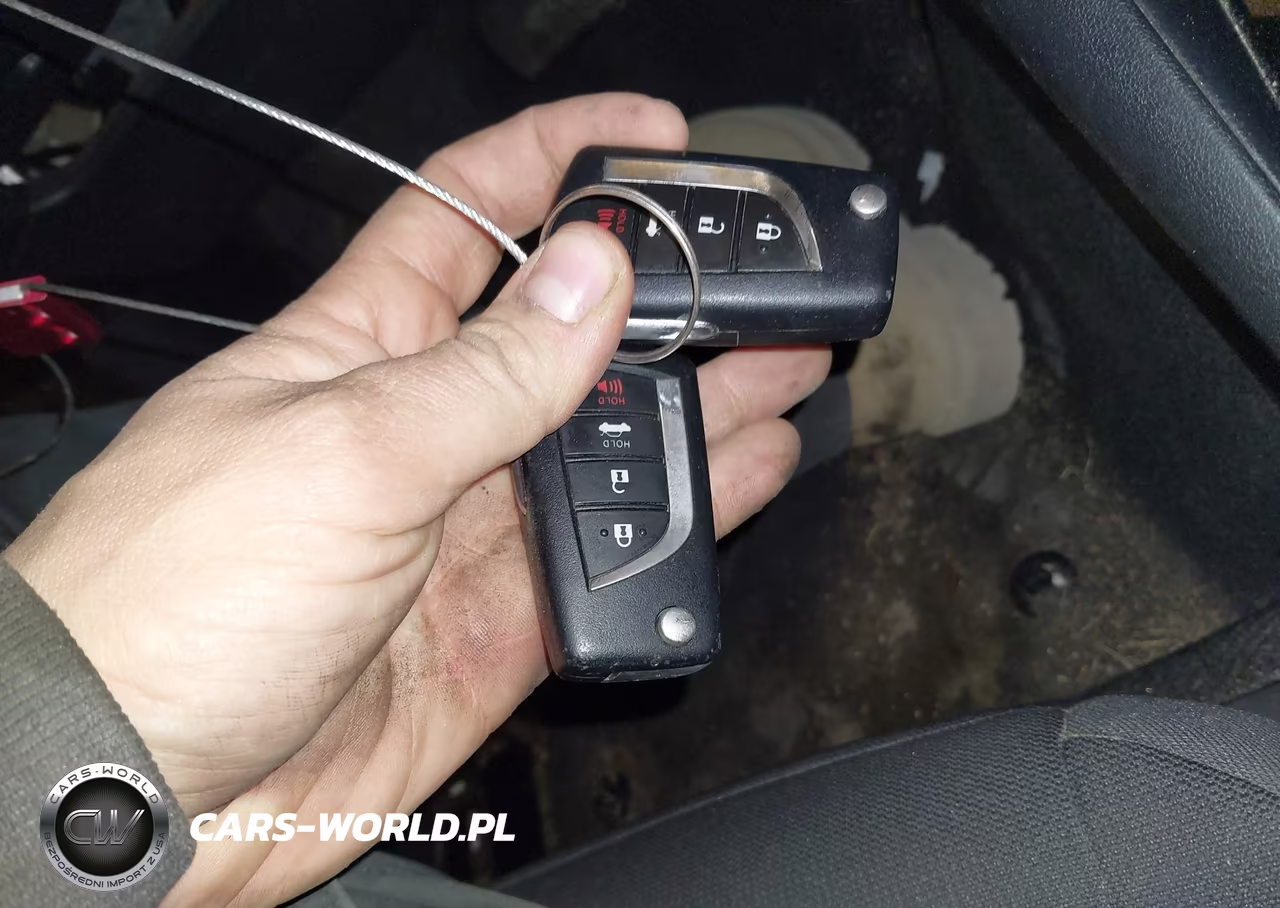 2023 Toyota Corolla Le VIN:5YFB4MDE1PP015214 - 11
